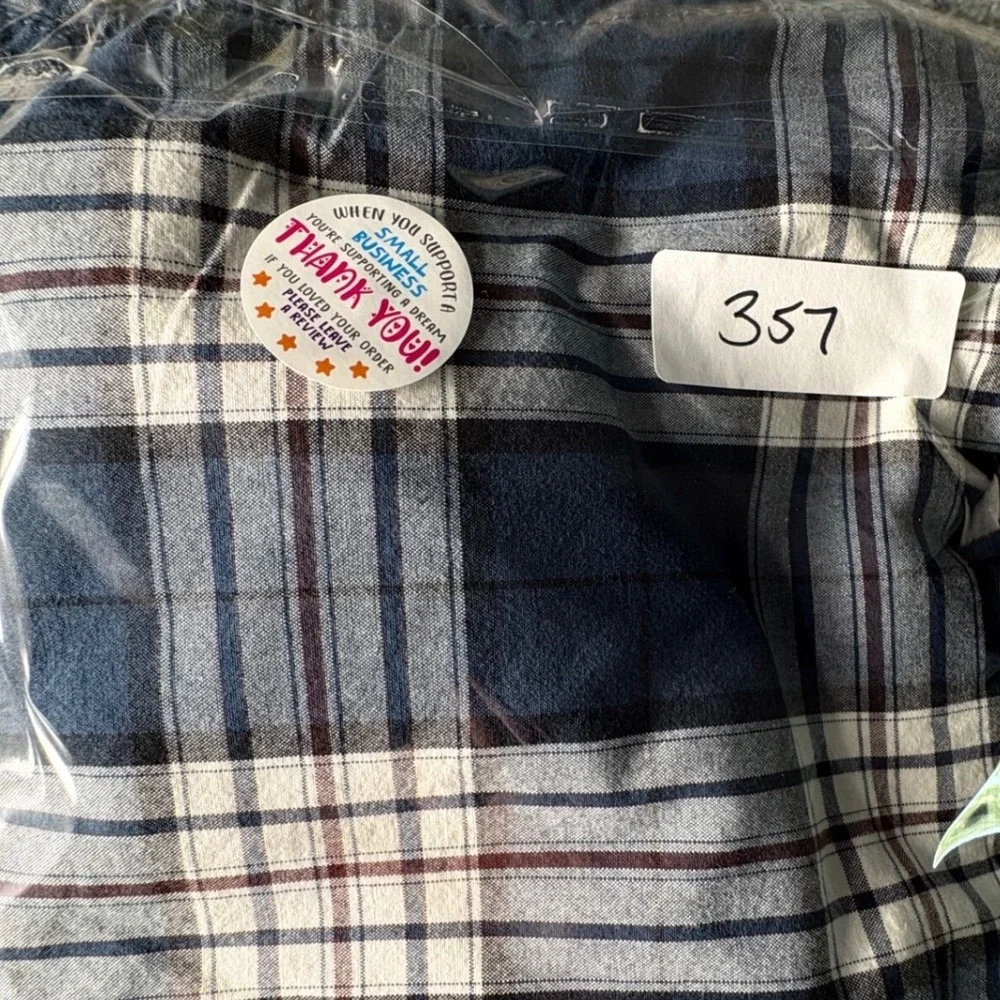 American Eagle Outfitters Mens Blue Plaid Classic Length Shorts Size 30
